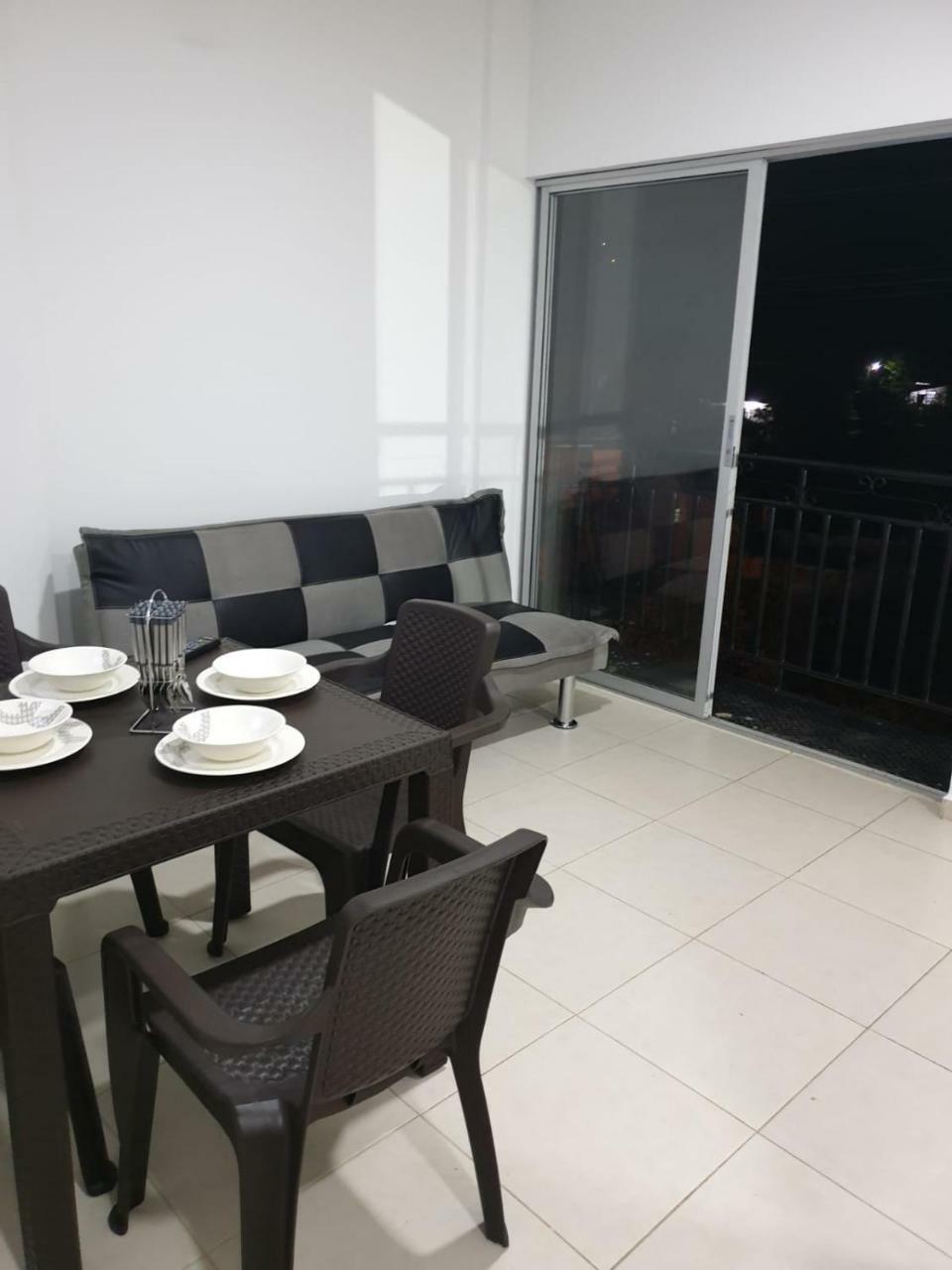 Villa Aurora Melgar Exterior foto